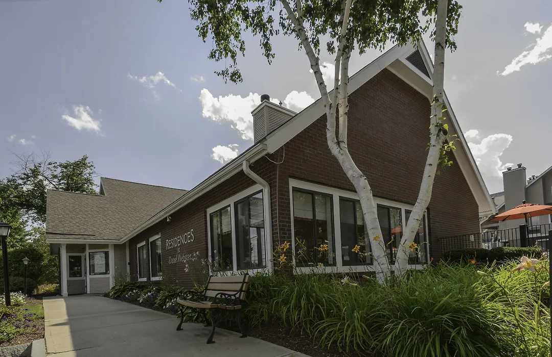 Residences At Daniel Webster-1