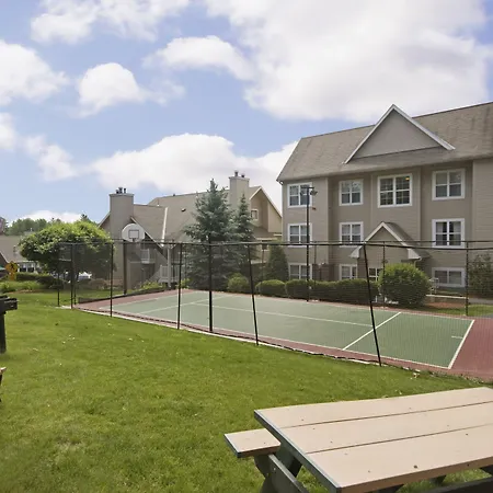 Residences At Daniel Webster-2